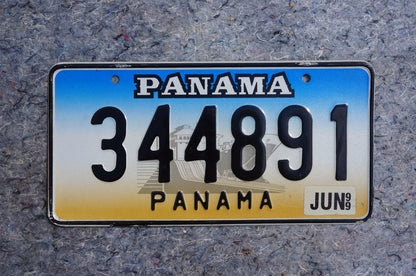 1999 PANAMA Vintage License Plate