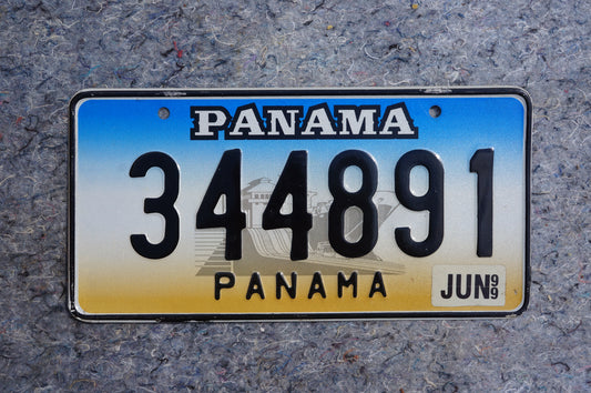 1999 PANAMA Vintage License Plate