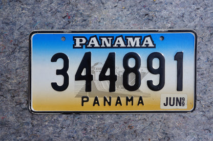 1999 PANAMA Vintage License Plate