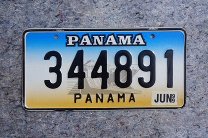 1999 PANAMA Vintage License Plate
