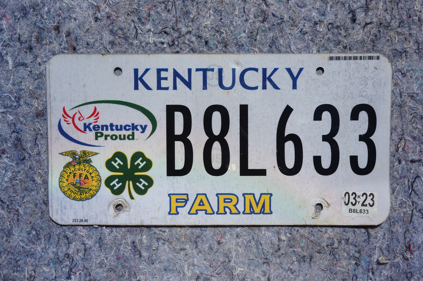 2023 Kentucky PROUD FARM Graphic License Plate