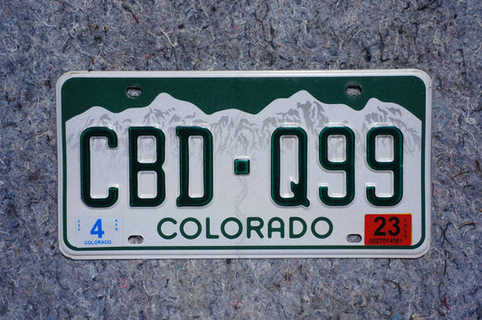 2023 Colorado Snow Mountains License Plate # CBD - Q99