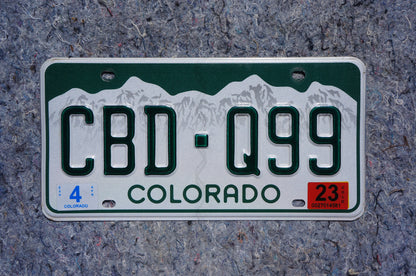 2023 Colorado Snow Mountains License Plate # CBD - Q99