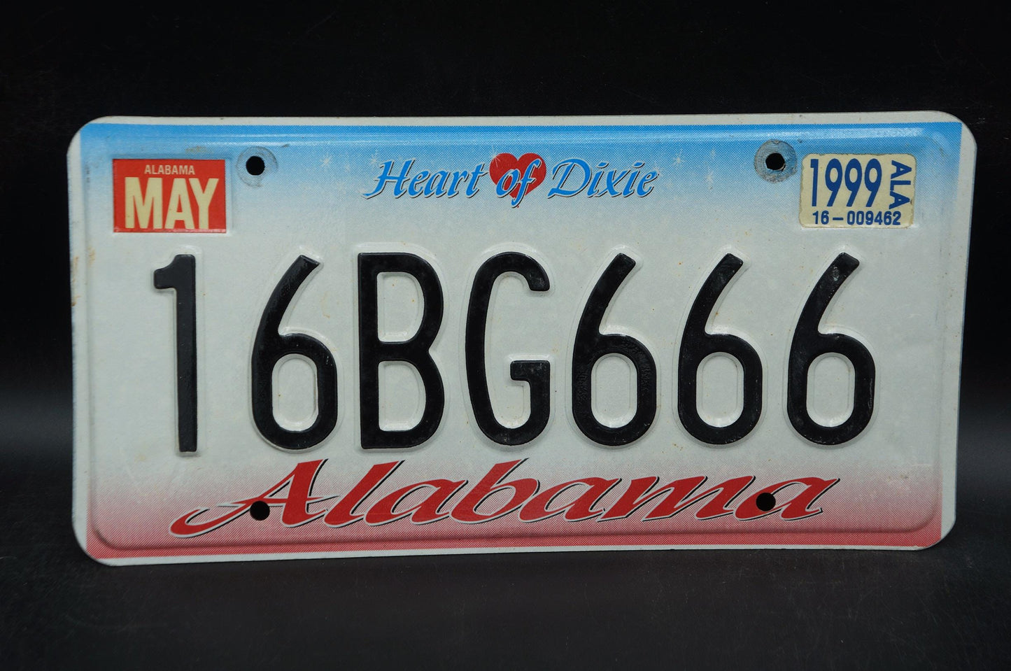1999 Alabama HEART OF DIXIE License Plate # 16BG666