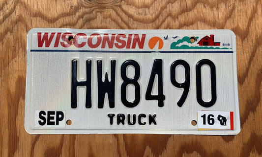 2016 Wisconsin TRUCK License Plate # HW 8490