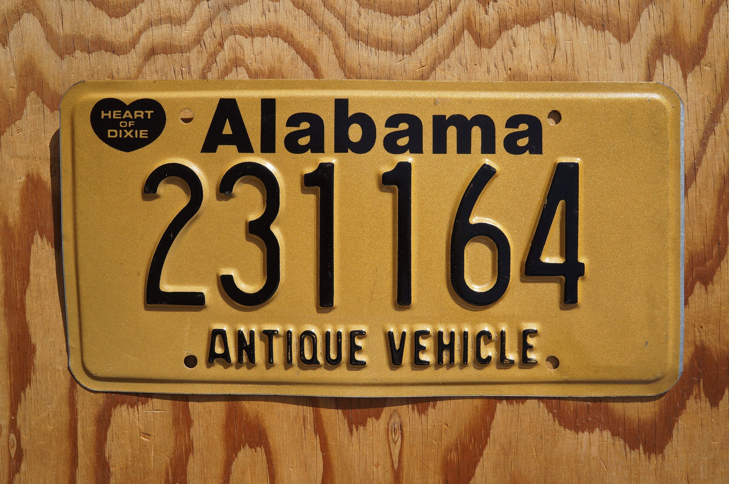 Alabama Antique Vehicle License Plate: Heart of Dixie, Yellow Tag