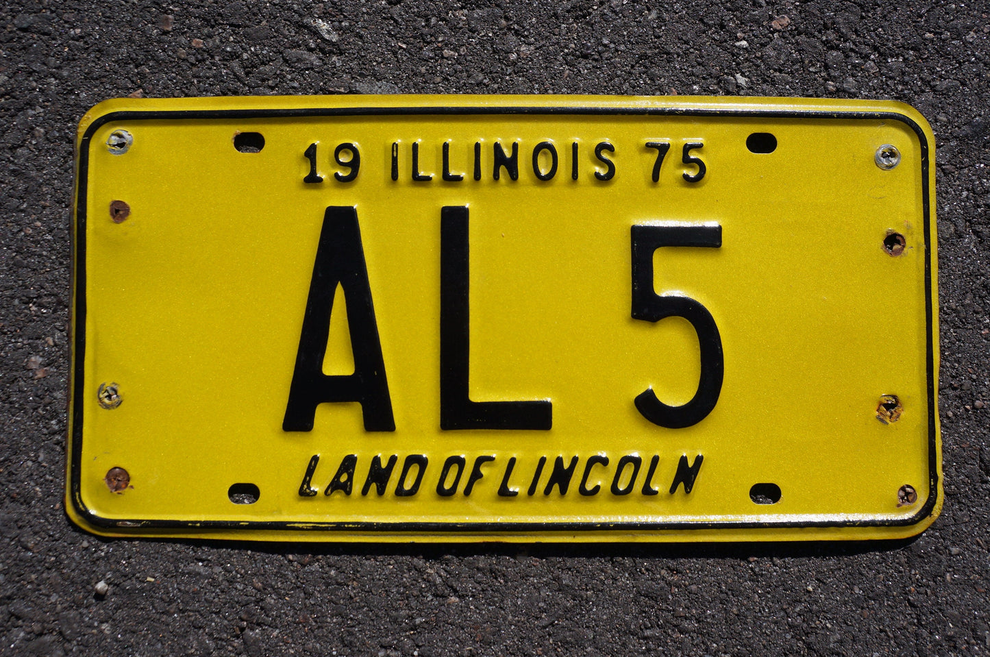1975 Illinois Yellow Vanity License Plate # AL 5