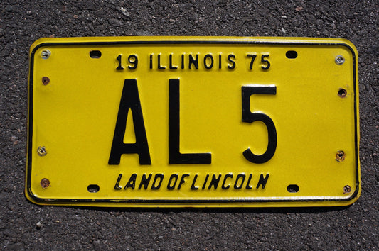 1975 Illinois Yellow Vanity License Plate # AL 5