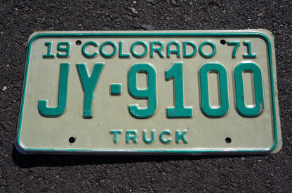 1971 Colorado Truck Green Snow Mountains License Plate # JY - 9100