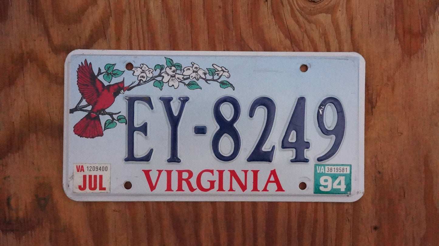 1994 Virginia CARDINAL Red Bird Graphic License Plate