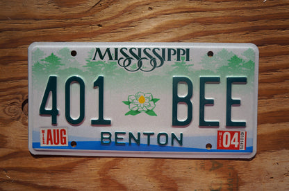 2004 Mississippi Embossed Green White Magnolia Flower License Plate # 401 BEE