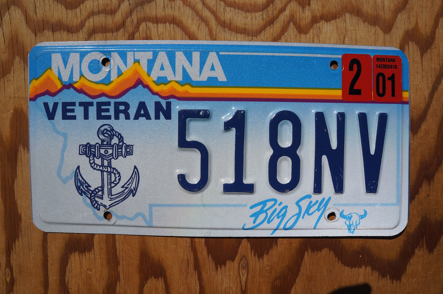 2001 Montana Veteran Graphic Anchor License Plate # 518NV