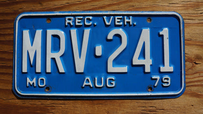 1979 Missouri RECREATIONAL VEHICLE Blue Vintage License Plate
