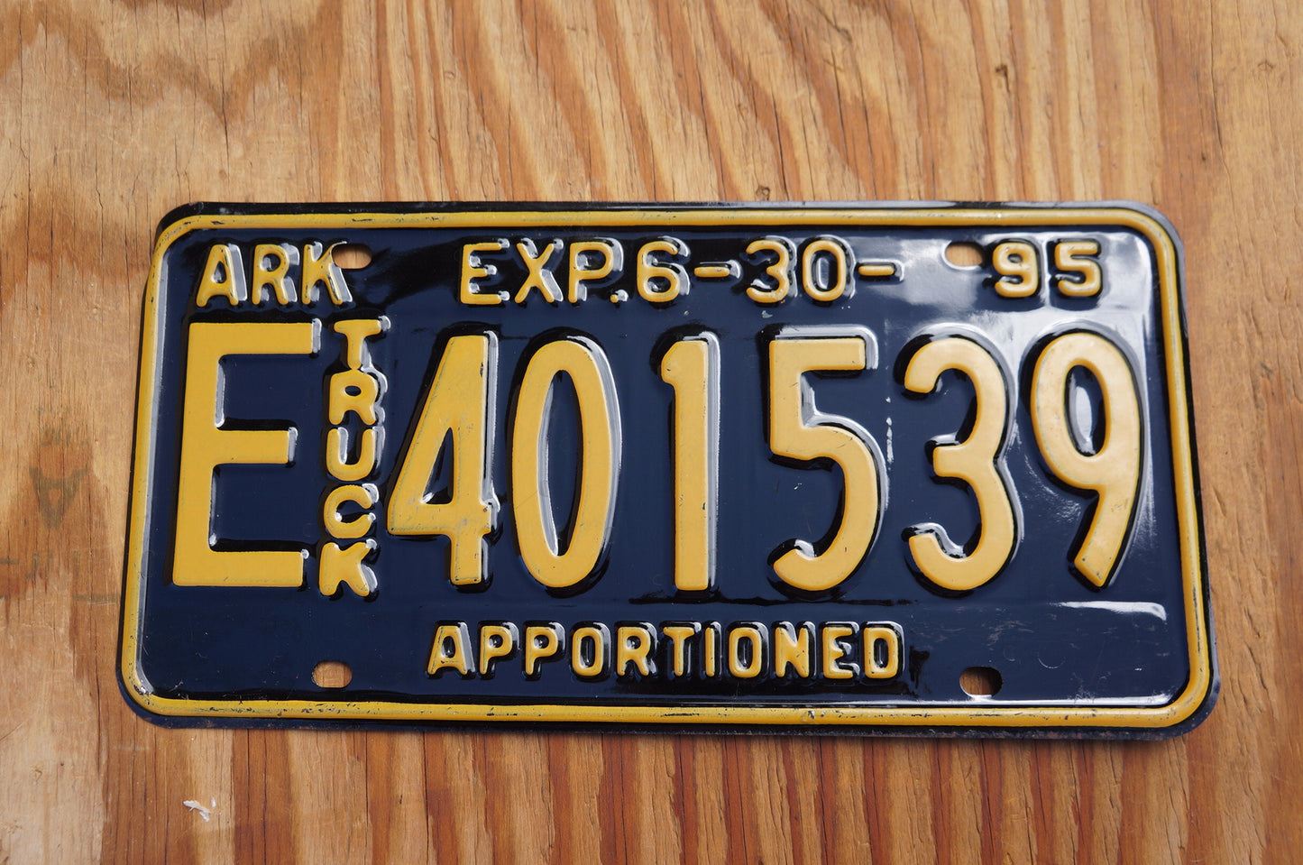 1995 Arkansas TRUCK APPORTIONED License Plate