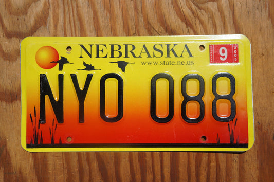 2005 Nebraska GEESE & SUNSET License Plate # NYO - 088