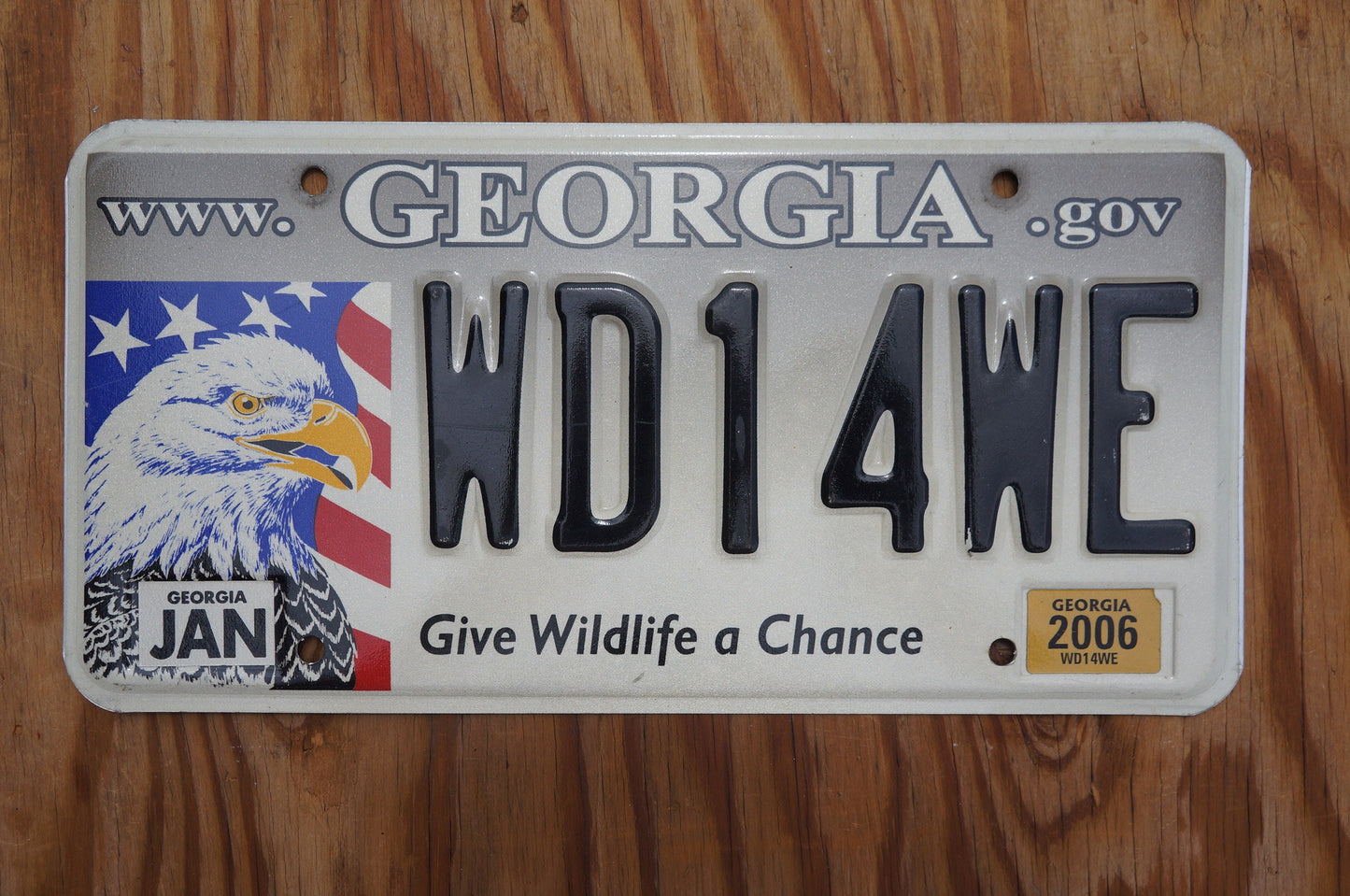 2006 Georgia WILDLIFE License Plate - Give Wildlife a Chance - Eagle and Flag