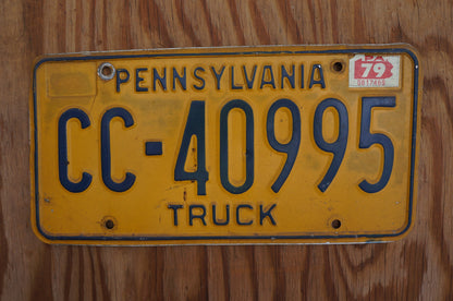 1979 Pennsylvania TRUCK Yellow Vintage License Plate