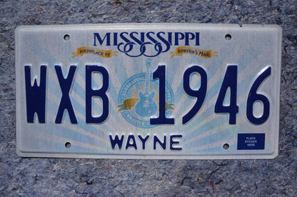 2004 Mississippi Embossed Guitar License Plate # WXB 1946