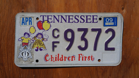 2009 Tennessee CHILDREN FIRST Graphic Colorful License Plate - Kids Balloons
